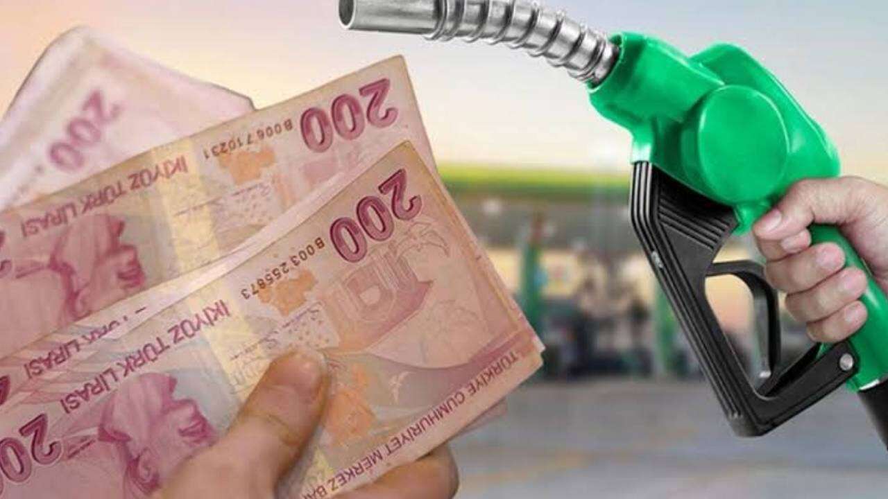 Sürücülere ters köşe: Akaryakıta zammın ardından indirim geliyor! Tarih verildi, tabela yeniden değişecek 1